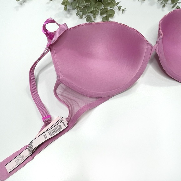VICTORIA’S SECRET • Pink lace push up bra - Picture 5 of 6